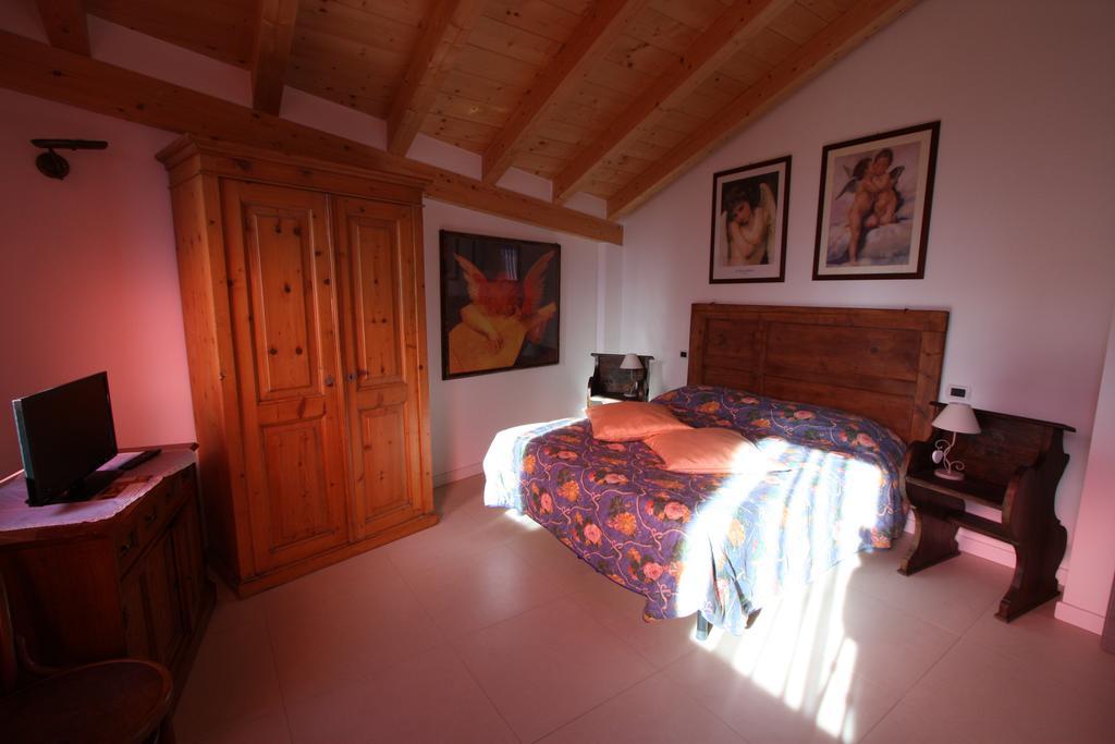 B&B Le Tre Chiavi Isera Zewnętrze zdjęcie